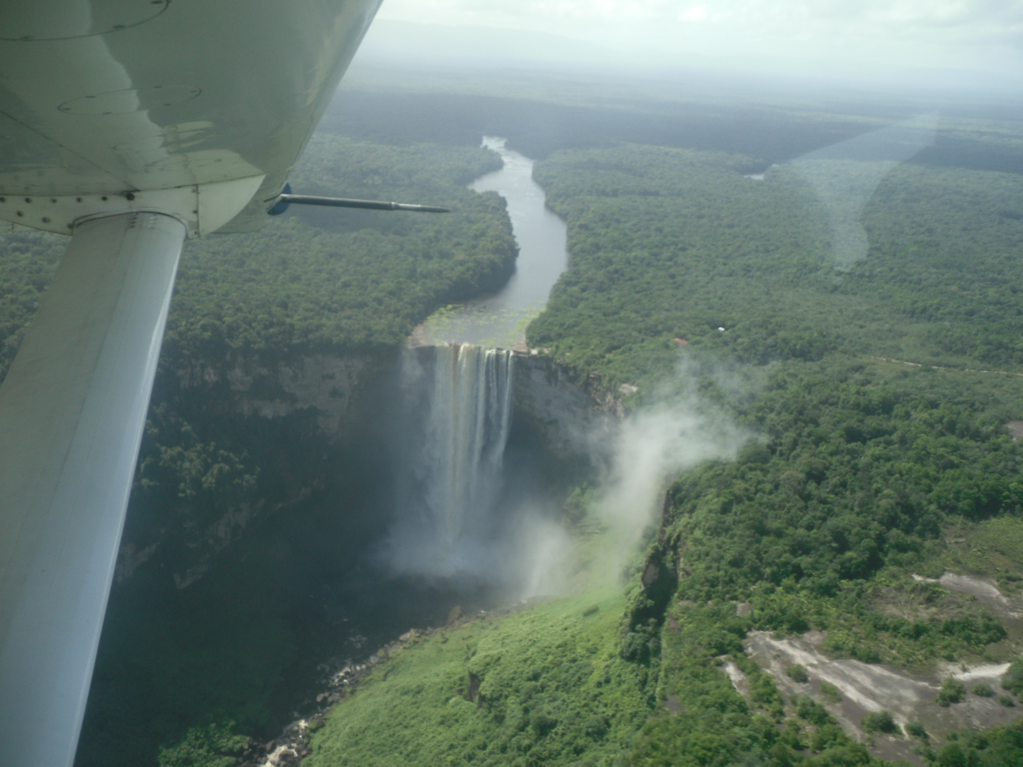 Flight to Kaieteur Falls, Guyana